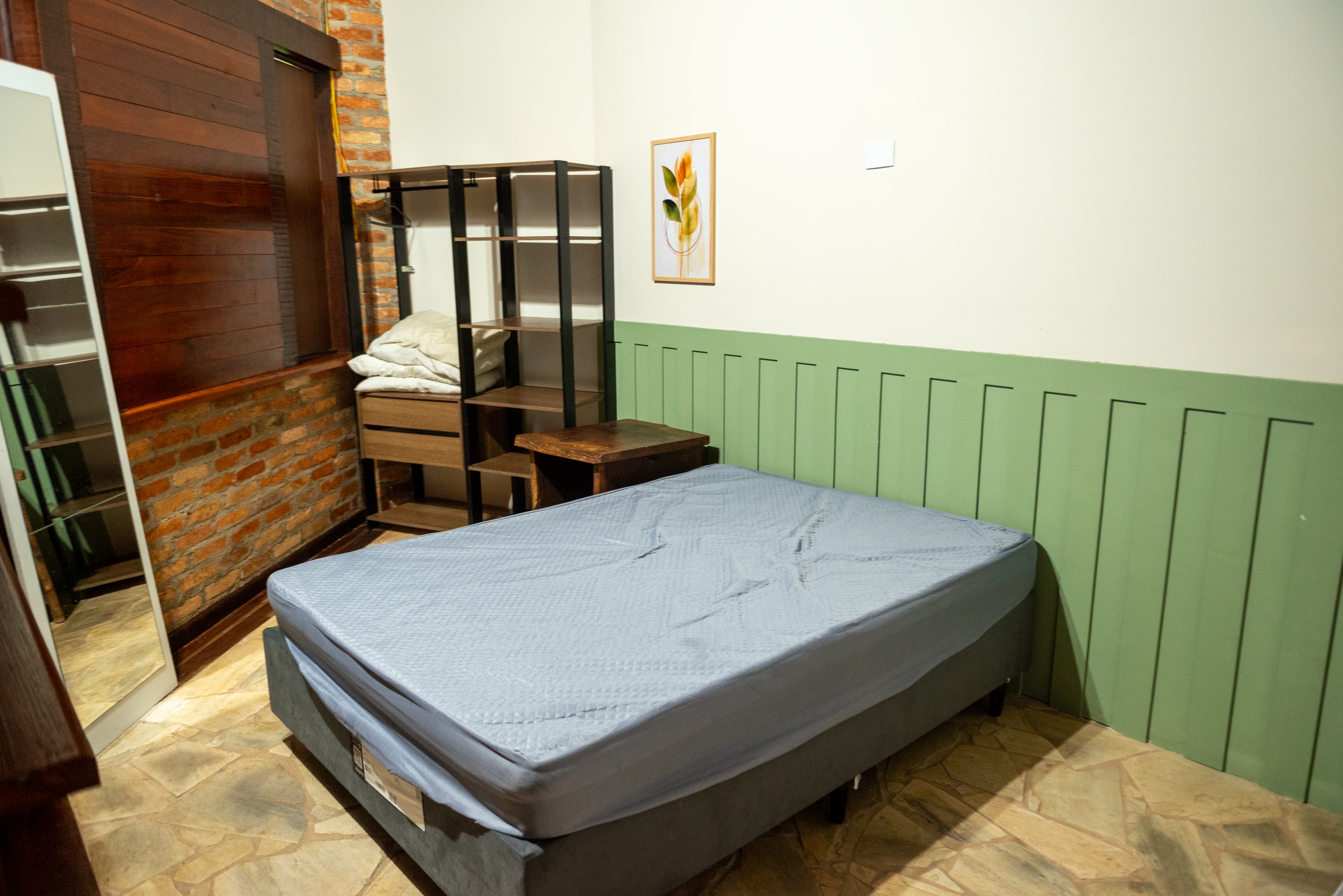 Quarto corredor — Pousada Casa Camping — foto 3