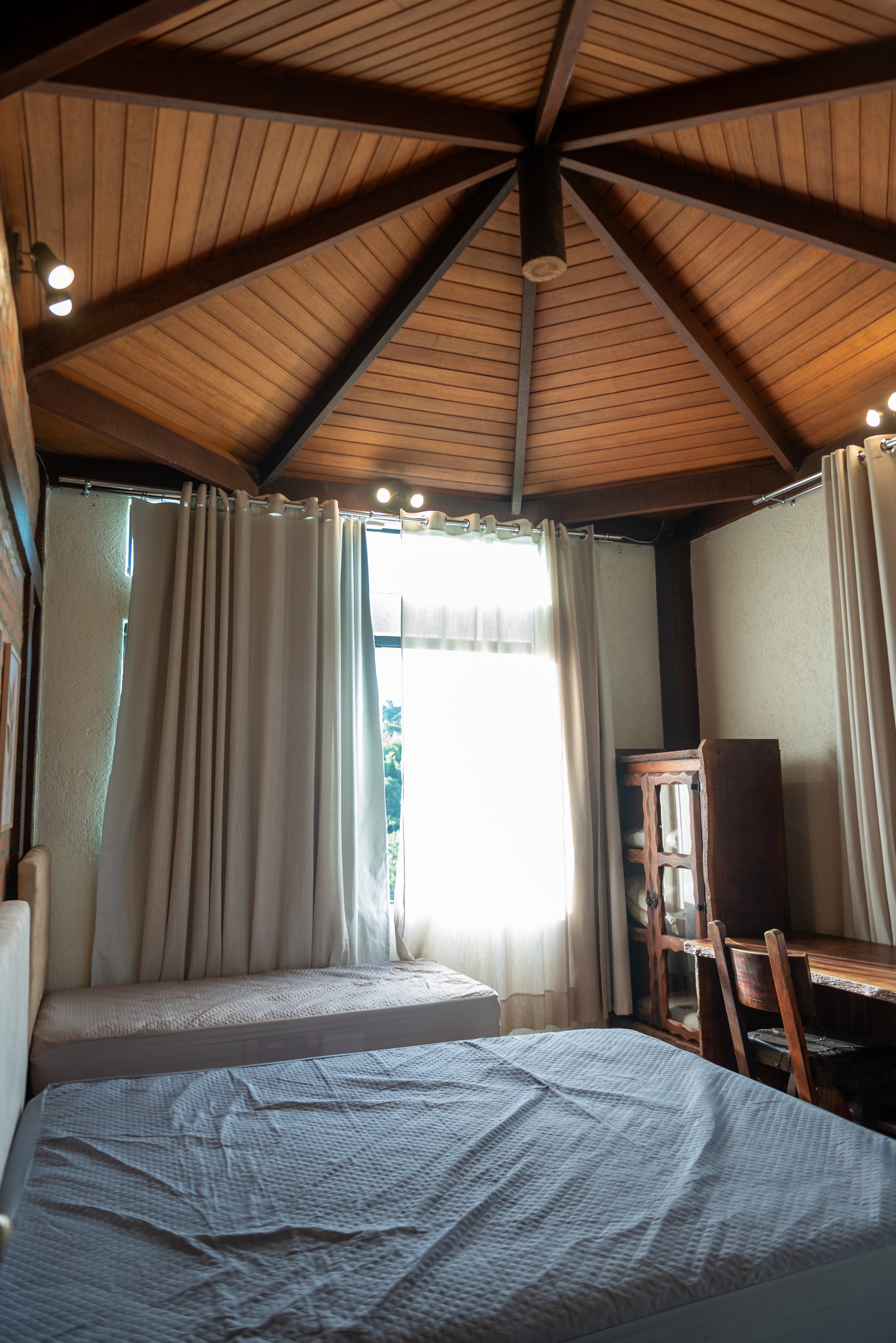 Suíte com vista — Pousada Casa Camping — foto 9